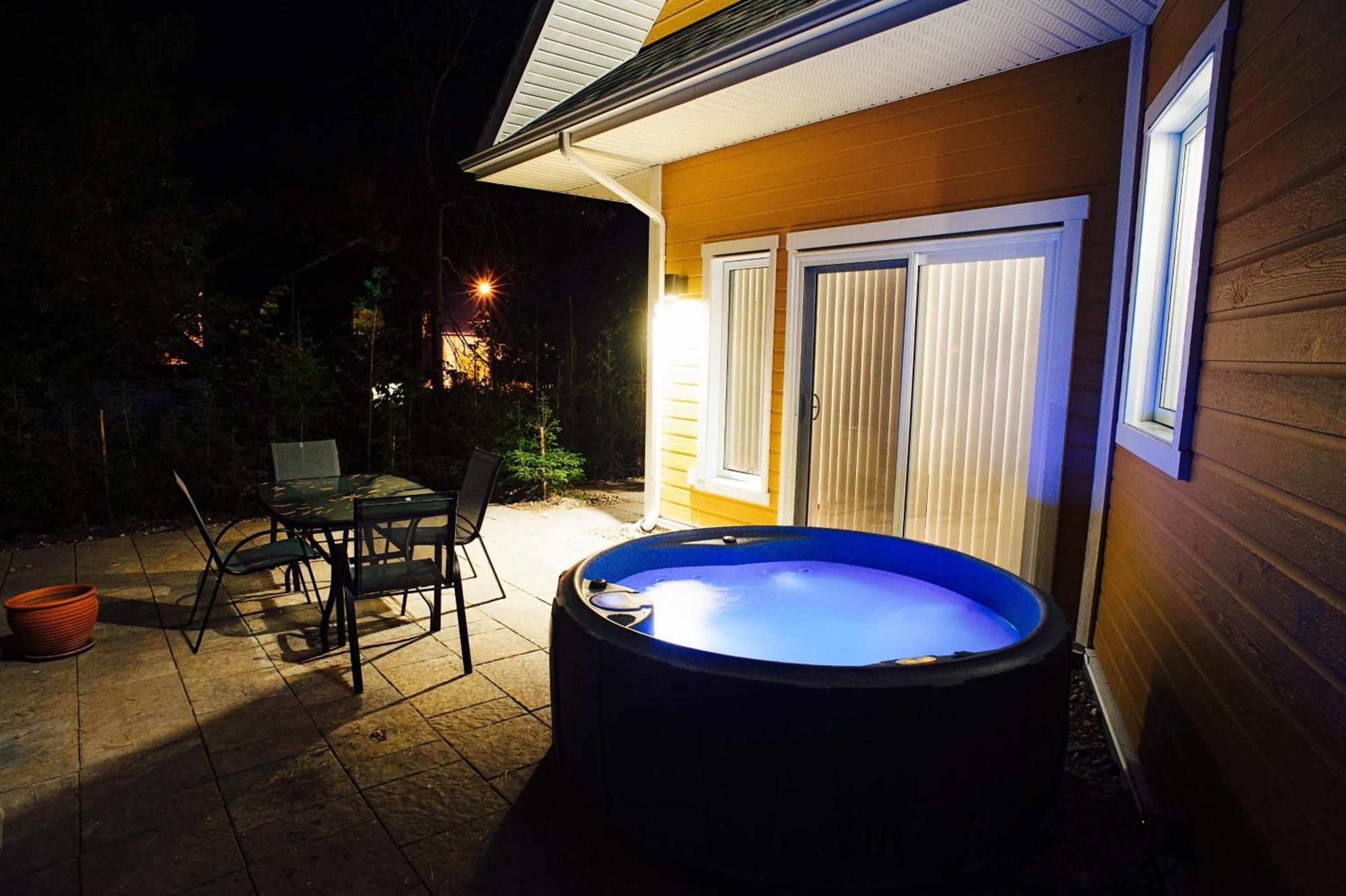 Belle De Nuit Hotell Wakefield Exteriör bild